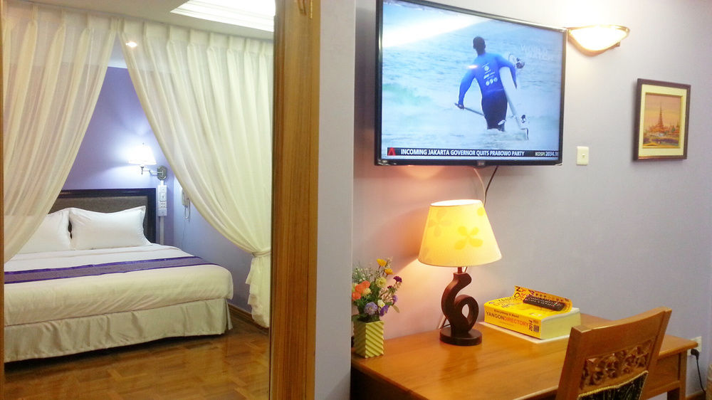 Grand Laurel Hotel 3*