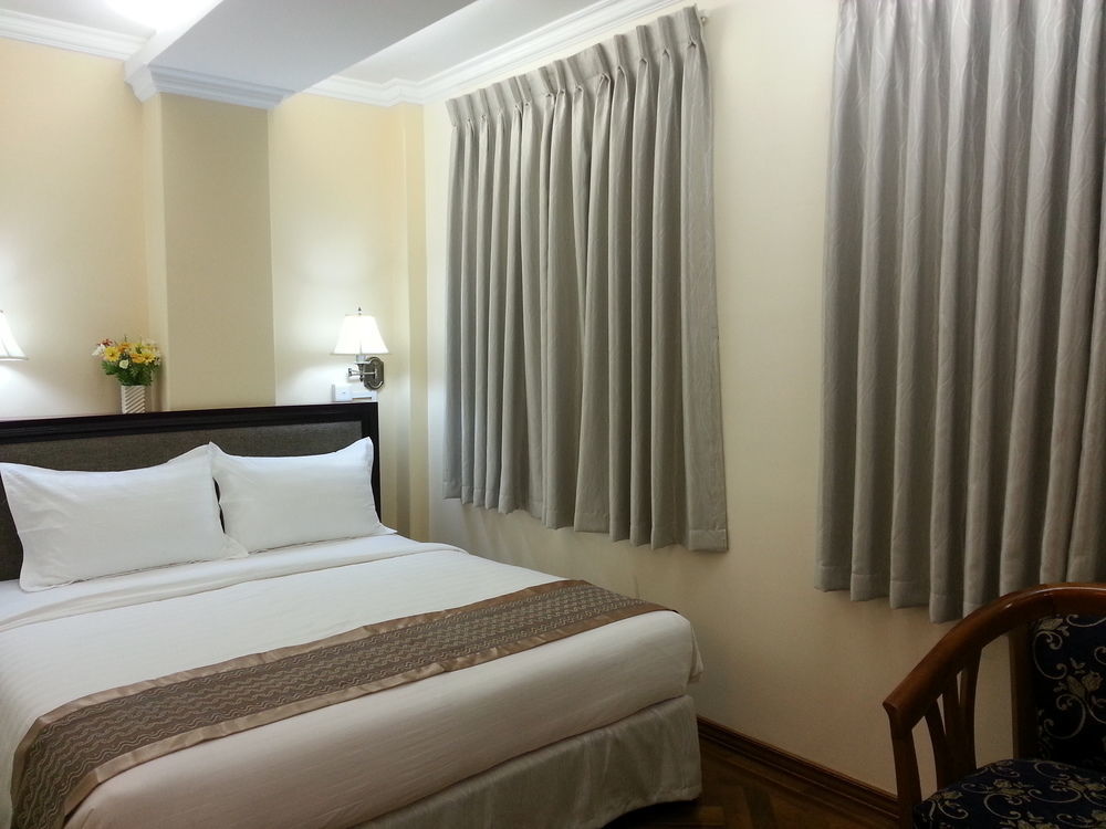 Hotel Grand Laurel