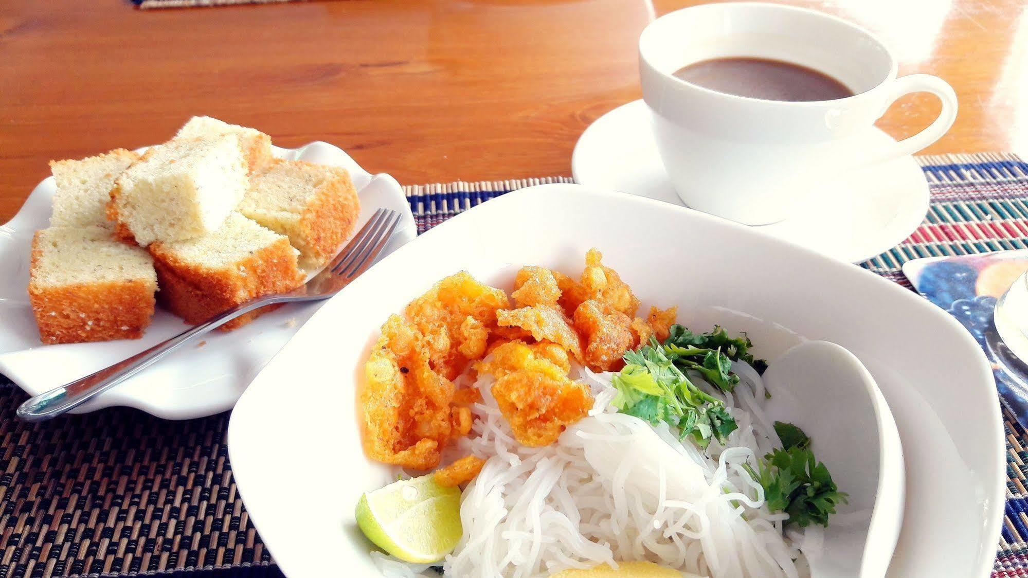 Grand Laurel 3* Yangon