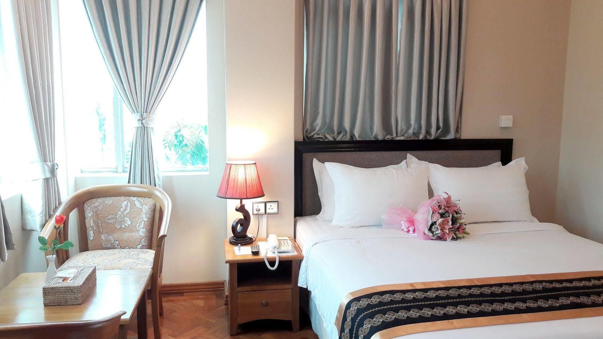 Grand Laurel 3*