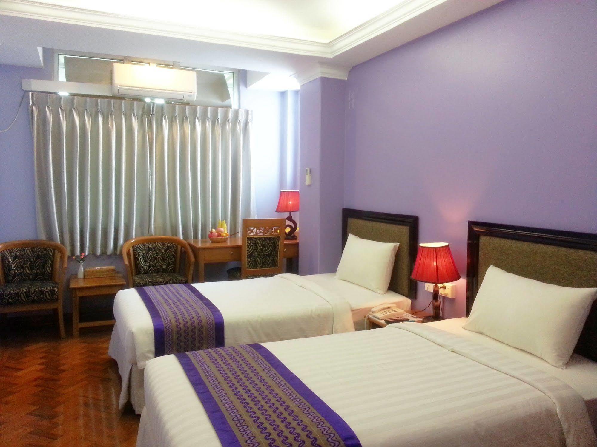 Grand Laurel Yangon